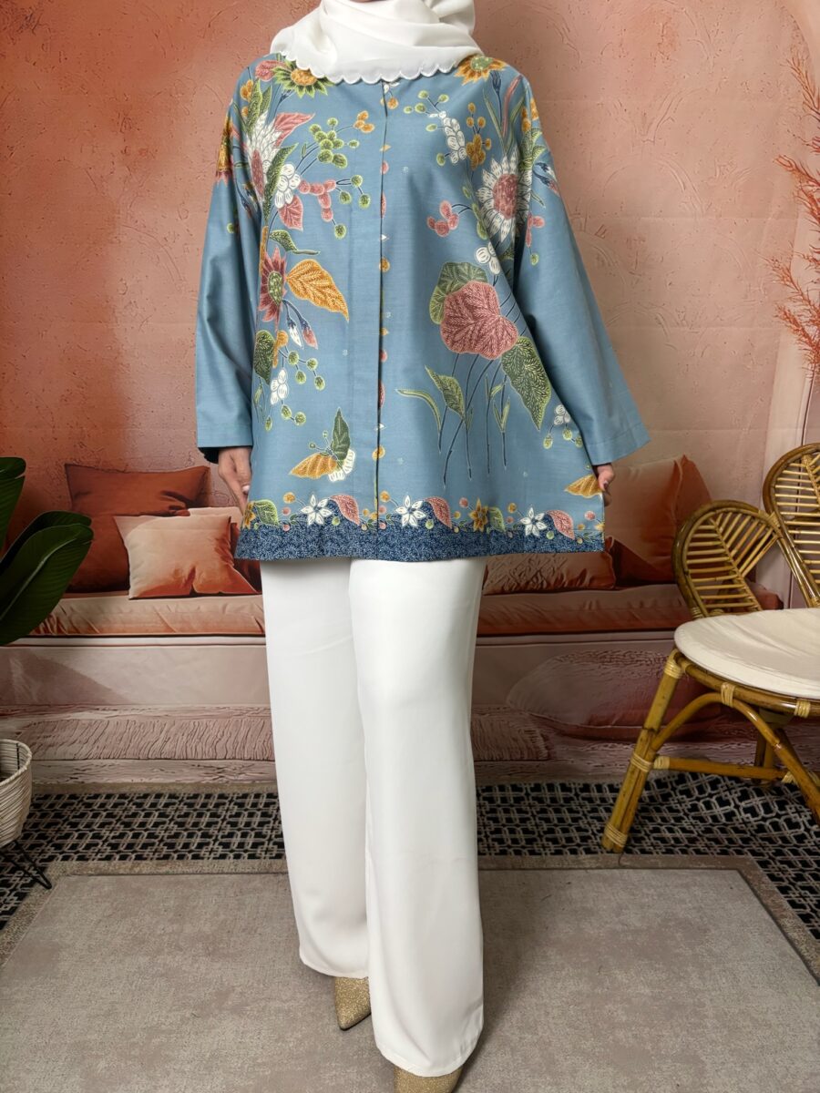 APPLE BATIK TOP DUSTY BLUE