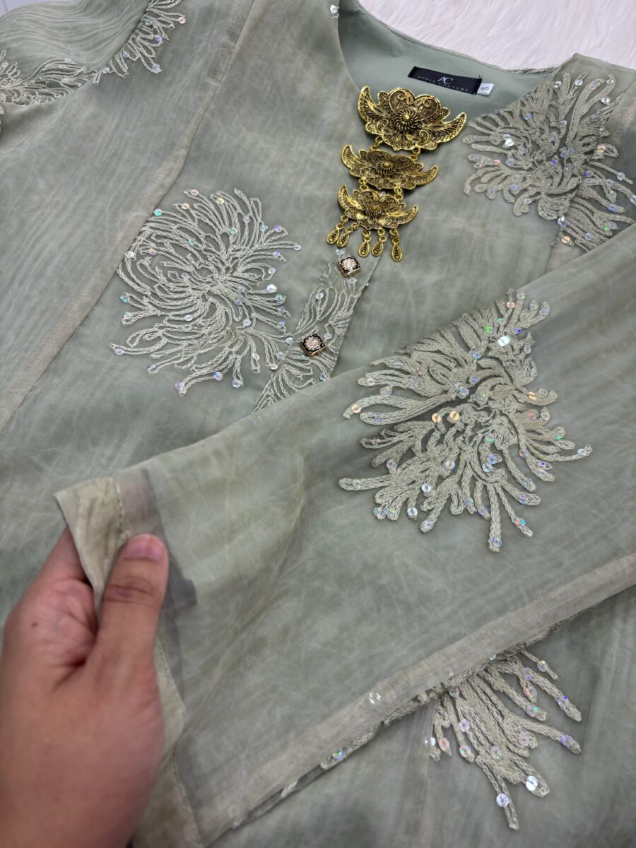ADINDA KURUNG 2.0 SILK BLEND EMBROIDERY SAGE GREEN - Image 2