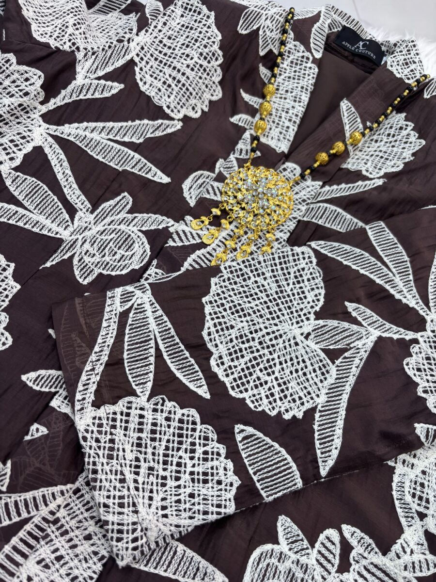 KEBAYA LABUH PREMIUM SILK BLEND EMBROIDERY BROWN - Image 2