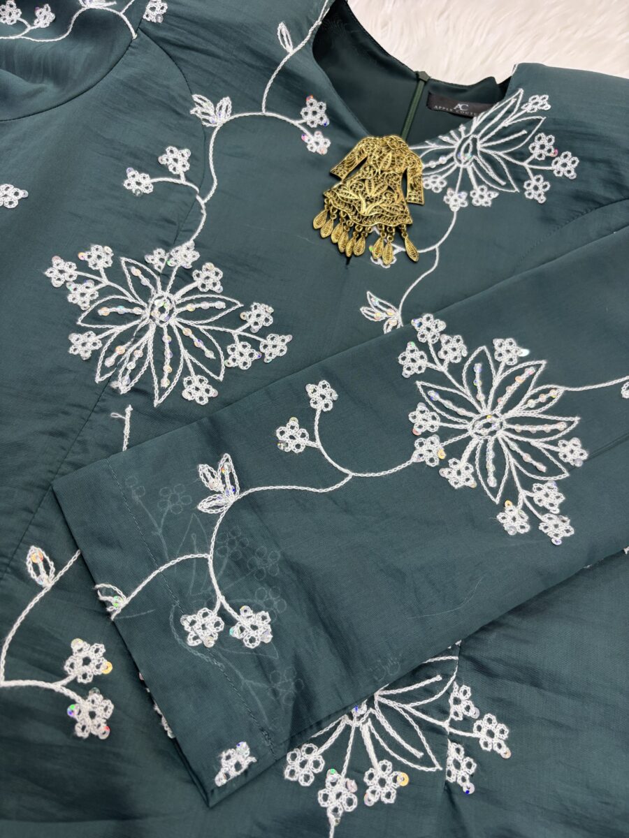 CAMELIA KURUNG PREMIUM ORGANZA EMBROIDERY TEAL GREEN - Image 2
