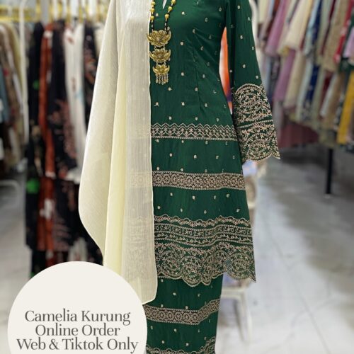 CAMELIA KURUNG PREMIUM ORGANZA SHIMMER EMERALD GREEN