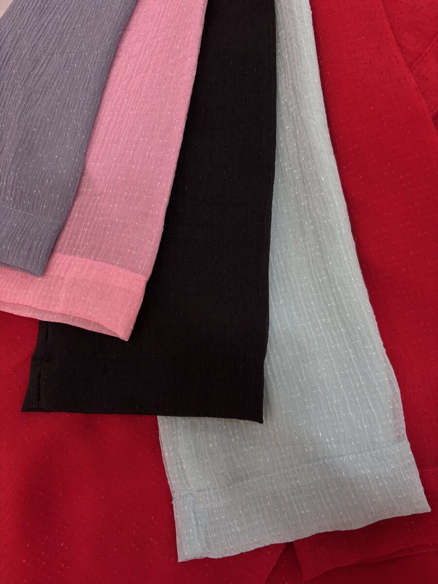 ADINDA KURUNG ORGANZA SHIMMER CHILLI RED - Image 3