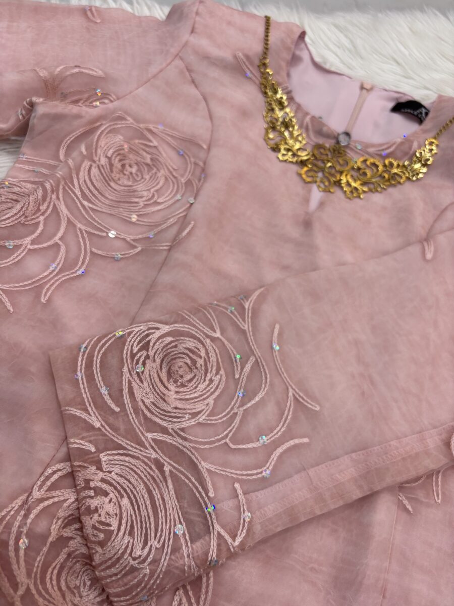 CAMELIA KURUNG MODERN SILK BLEND EMBROIDERY PEACH - Image 2